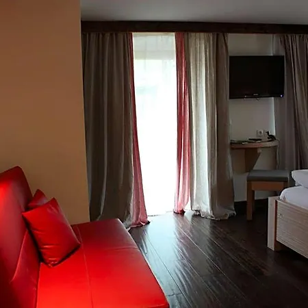 فندق داس بوتش 3*
